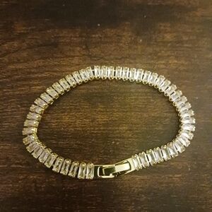 Elegant Gold and Silver Bracelet
